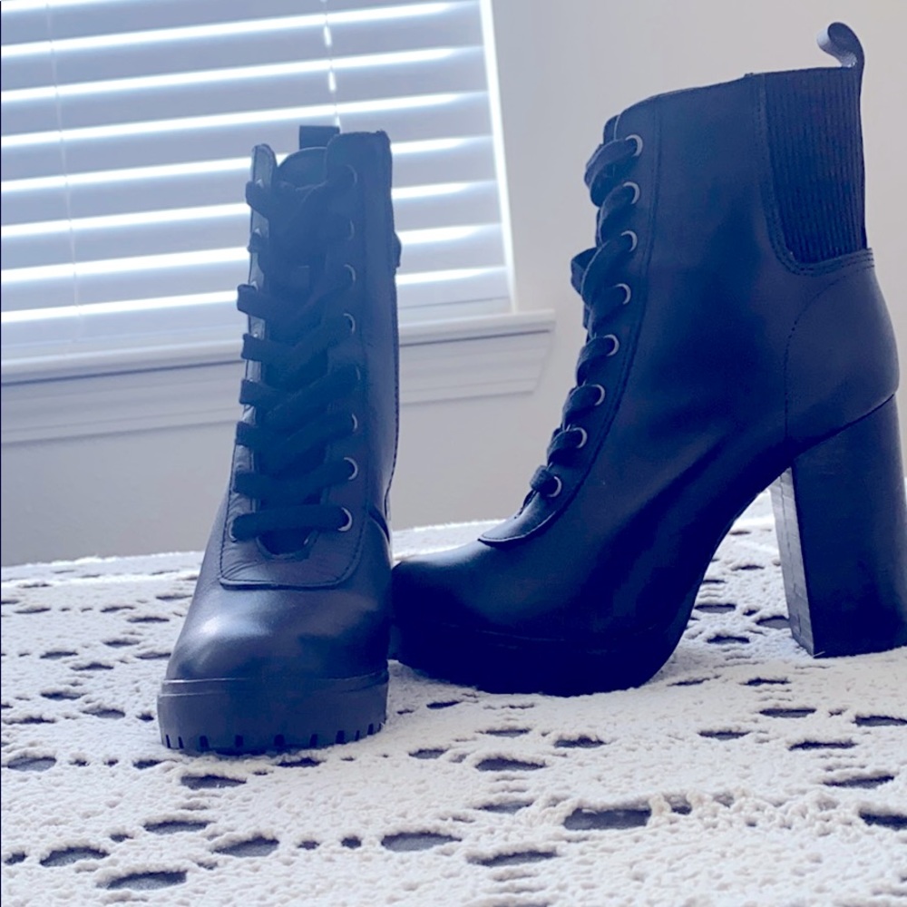 Steve Madden Boots